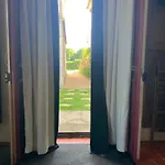Le Petit Chapitre Guest house *