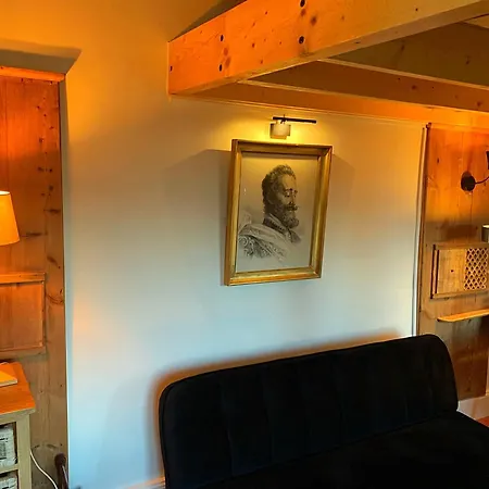 Konukevi Le Petit Chapitre Pinterville