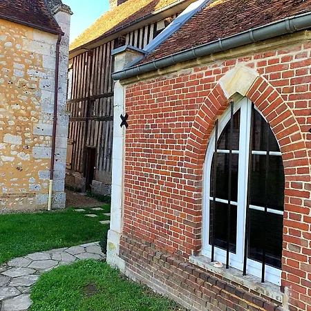 Le Petit Chapitre * Pinterville