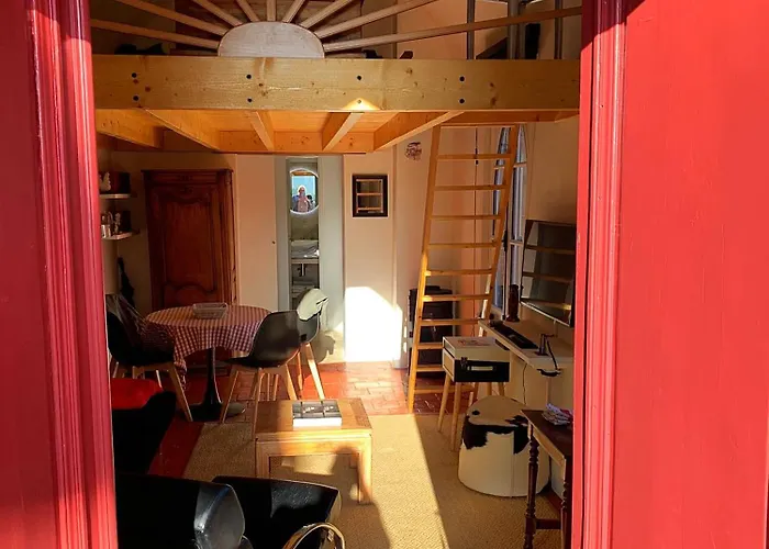 Le Petit Chapitre Konukevi *